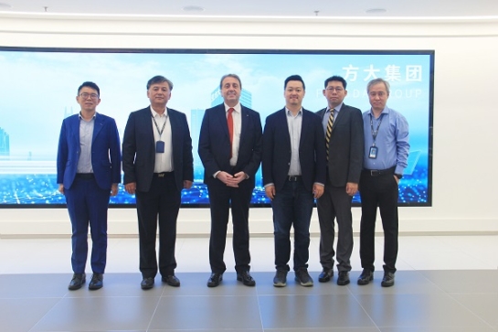 西门子交通有限公司亚太区首席执行官 Michel Obadia一行到访PG电子集团